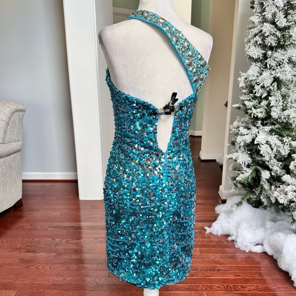 Tony Bowls Blue One Shoulder Fully Sequined Embellished Cocktail Party Dress - Picture 6 of 11